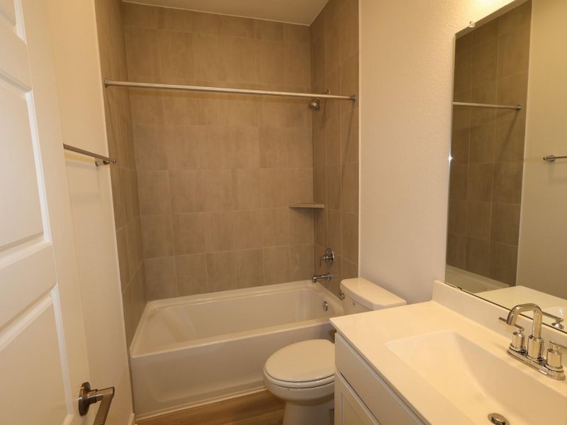 Furnished interior view inside a new home in Moran Ranch, Willis (Image 9).