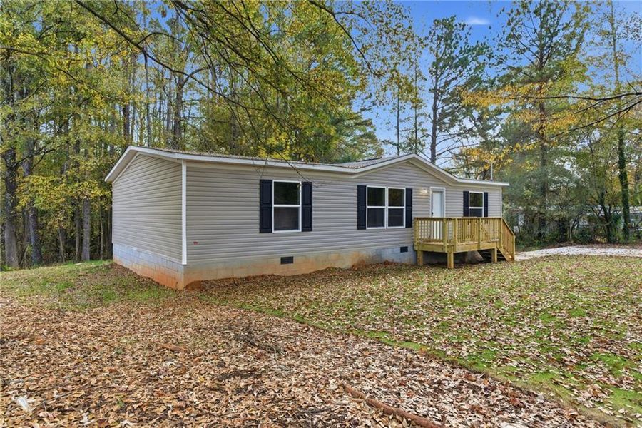 Exterior details and patio area of a home in , Dallas (Image 18).