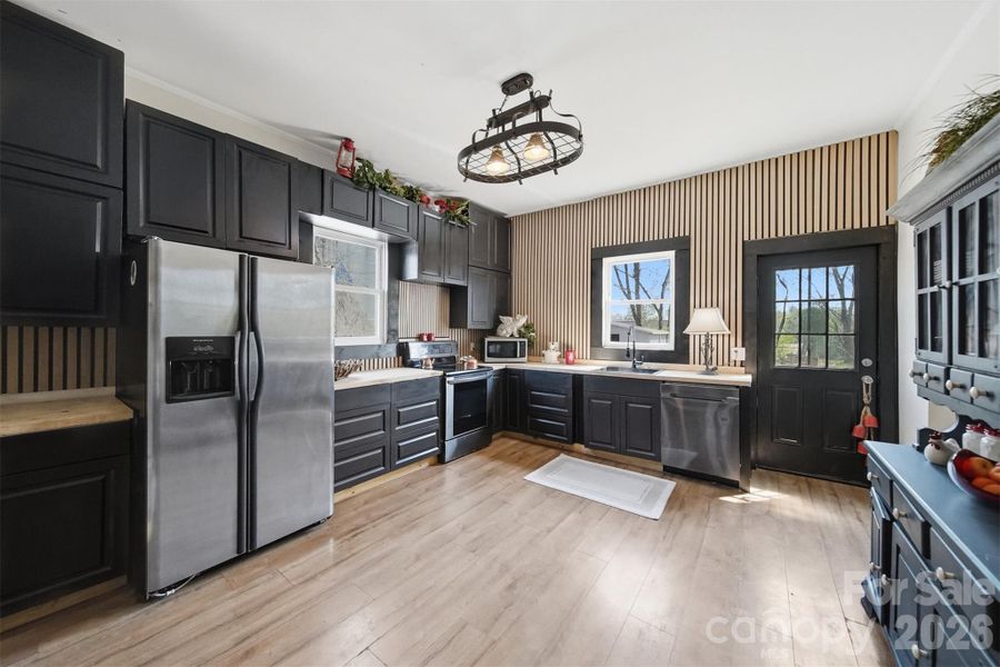 Furnished interior view inside a new home in , Lenoir (Image 6). Furnished interior view inside a new home in , Lenoir (Image 6).