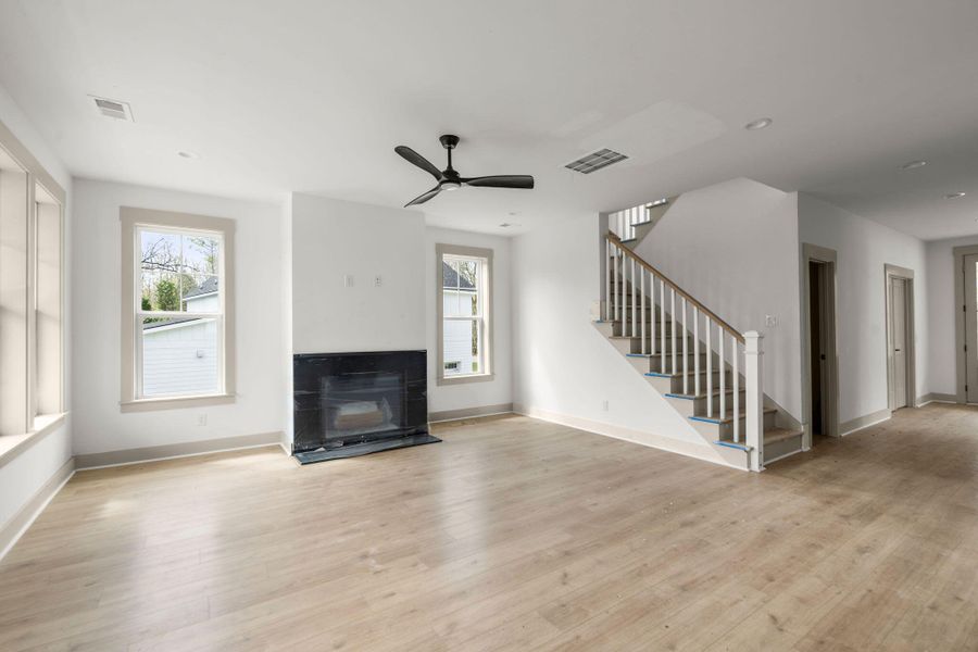 Spacious, unfurnished interior of a new home in , Moncks Corner (Image 12).