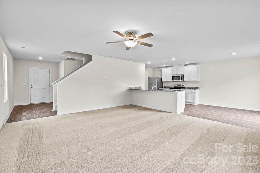 digital image similar digital image similar