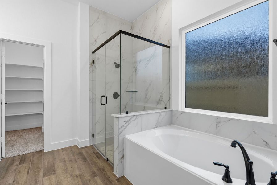 Furnished interior view inside a new home in Mulberry Farms, Santa Fe (Image 8).