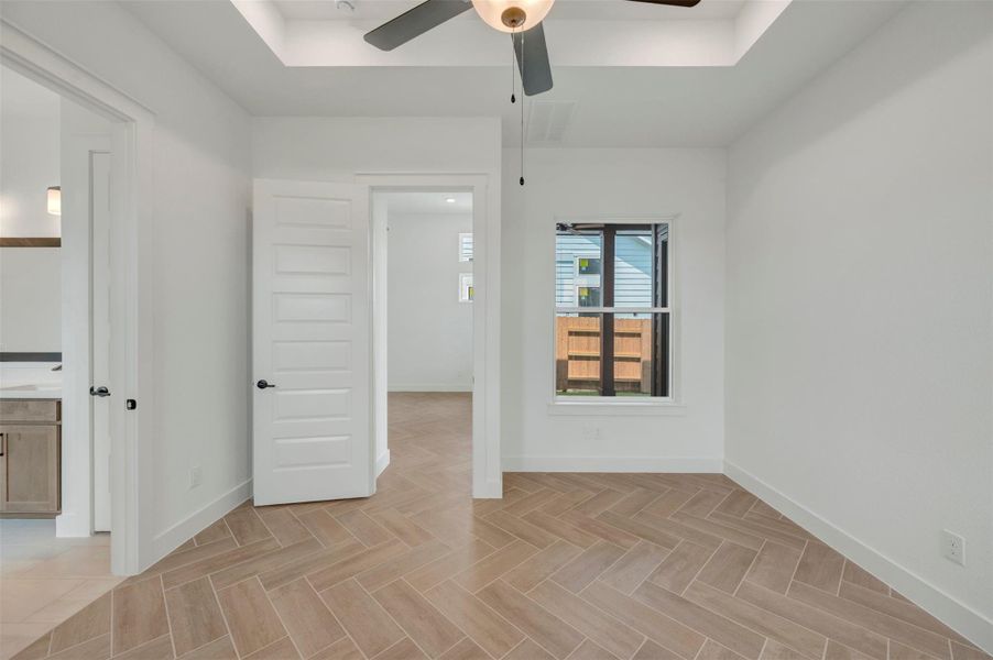 Spacious, unfurnished interior of a new home in Elyson - Grove Row Collection, Katy (Image 22).