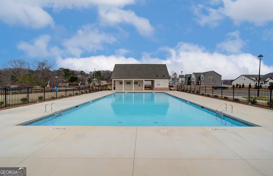 Image 64 of a home in Ponderosa Farms Manor.