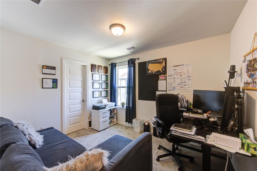 Furnished interior view inside a new home in , Katy (Image 38). Furnished interior view inside a new home in , Katy (Image 38).