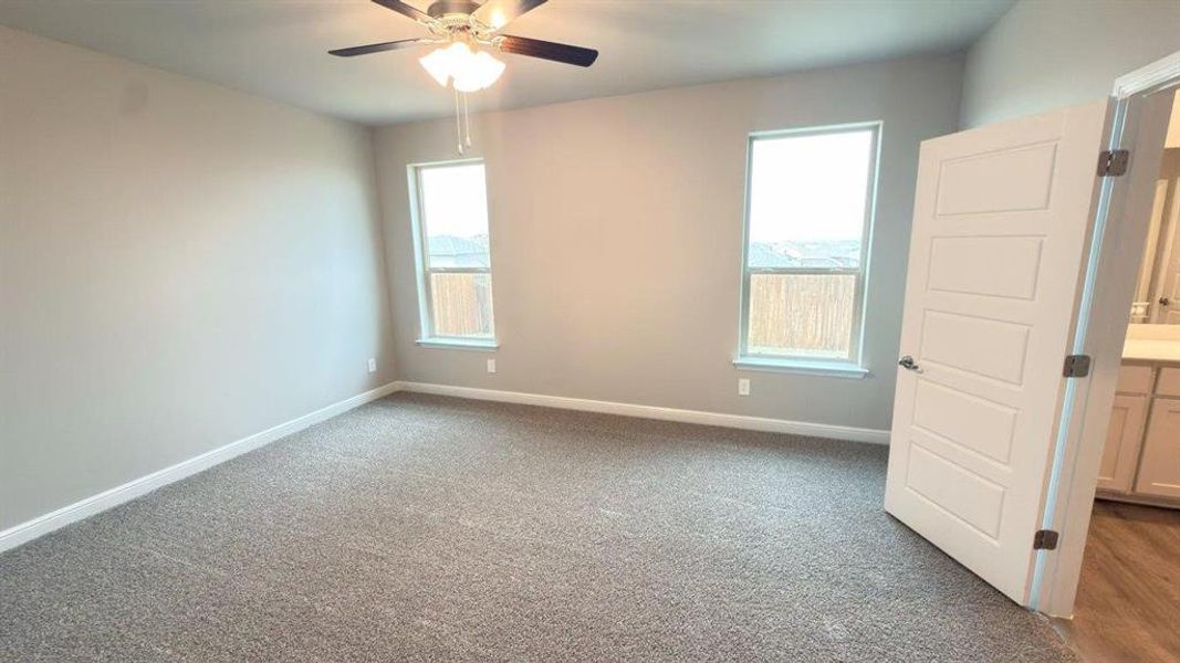 Spacious, unfurnished interior of a new home in Bluestem, Rhome (Image 14).