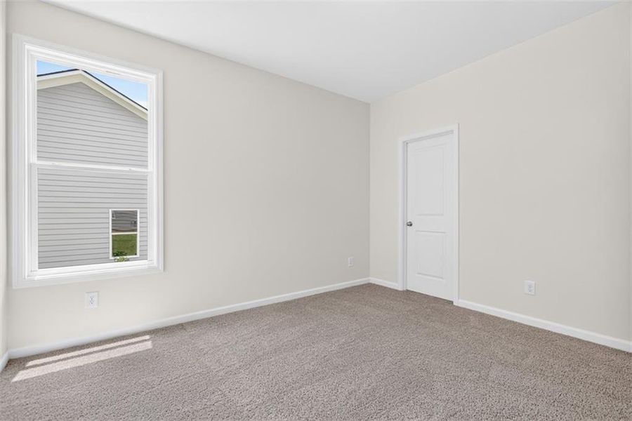 Spacious, unfurnished interior of a new home in , Athens (Image 45).