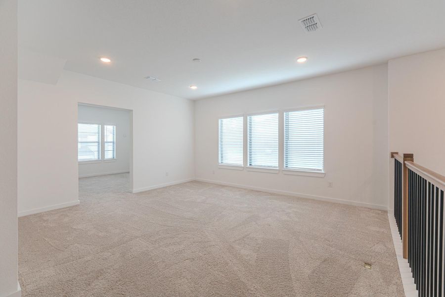Spacious, unfurnished interior of a new home in , Porter (Image 33).