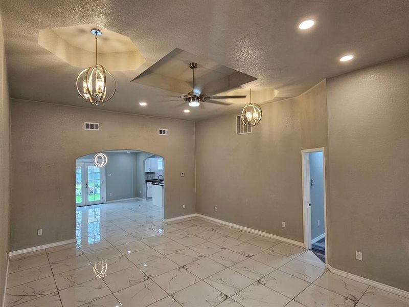 Spacious, unfurnished interior of a new home in , Marlin (Image 10).