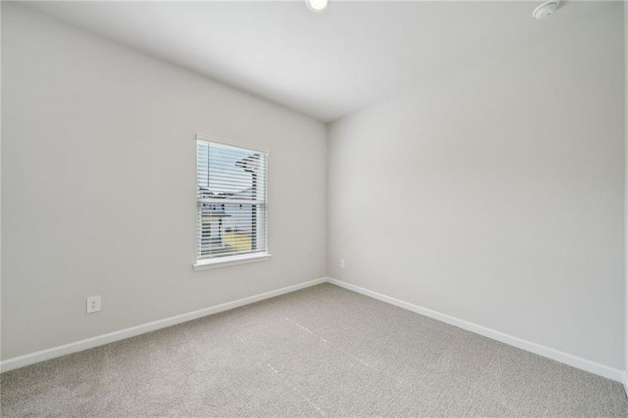 Spacious, unfurnished interior of a new home in Martin Springs - Reserve Series, Lawrenceville (Image 31).