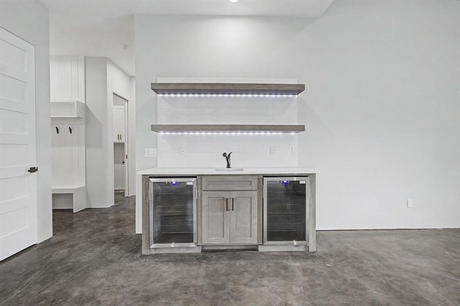 Spacious, unfurnished interior of a new home in , North Richland Hills (Image 21).