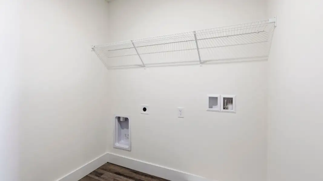 Spacious, unfurnished interior of a new home in Fieldcrest Acres, Blountville (Image 35). Spacious, unfurnished interior of a new home in Fieldcrest Acres, Blountville (Image 35).
