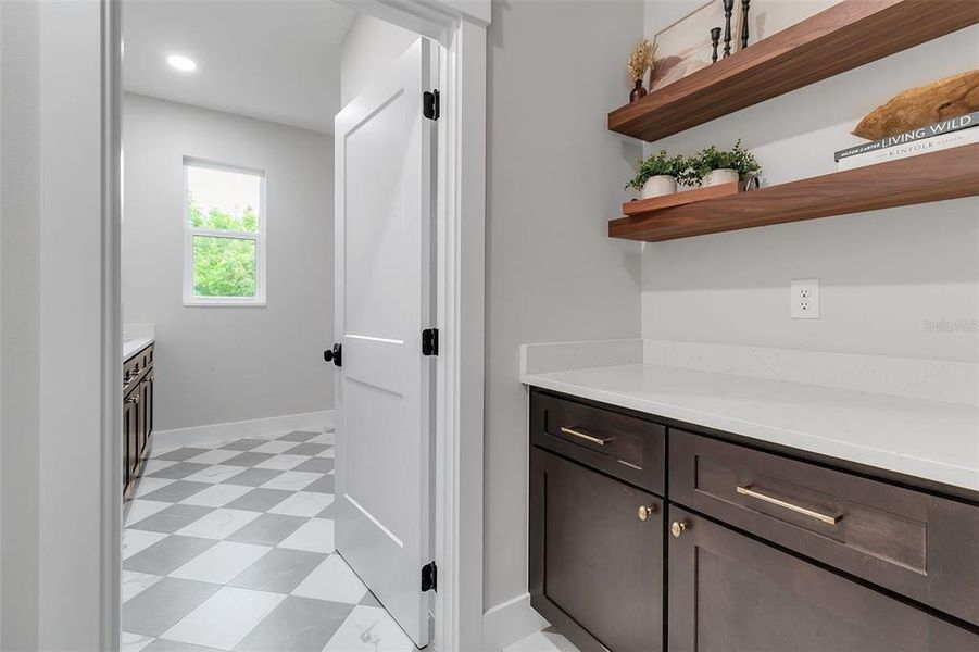 Furnished interior view inside a new home in , Venice (Image 40).