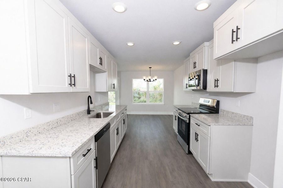 Furnished interior view inside a new home in Fox Glenn, Panama City (Image 10).