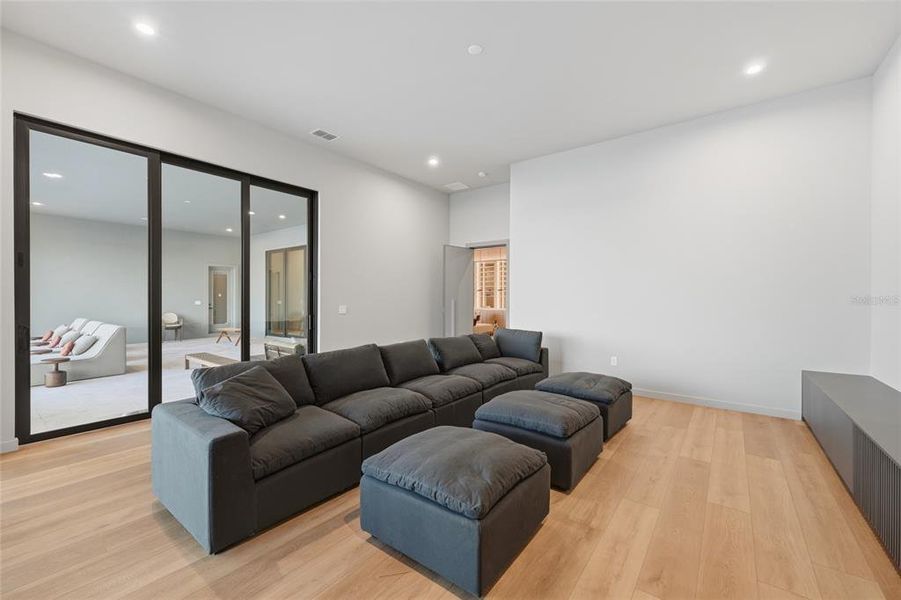 Furnished interior view inside a new home in , Montverde (Image 49).