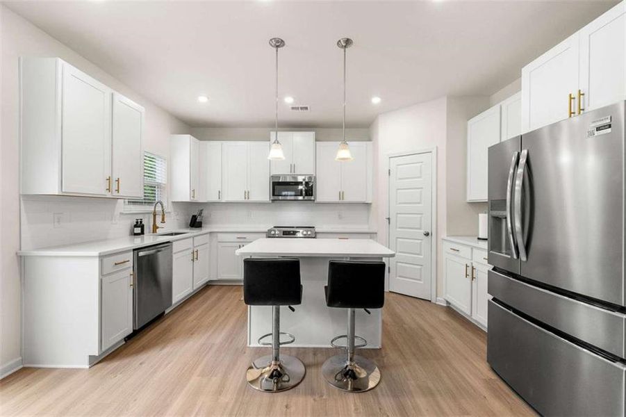 Furnished interior view inside a new home in , Dallas (Image 10).