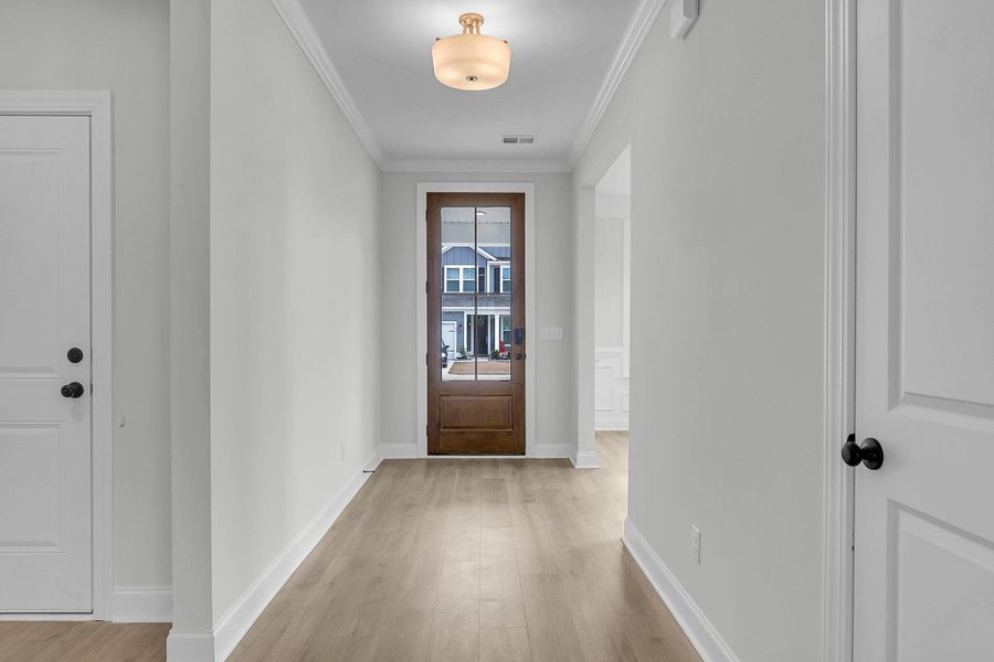 Spacious, unfurnished interior of a new home in , Summerville (Image 20). Spacious, unfurnished interior of a new home in , Summerville (Image 20).