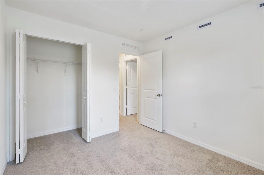 Spacious, unfurnished interior of a new home in Towns at Riverwalk, Sanford (Image 22).
