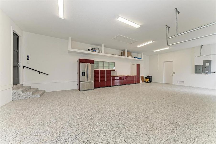 Spacious, unfurnished interior of a new home in , Punta Gorda (Image 27). Spacious, unfurnished interior of a new home in , Punta Gorda (Image 27).