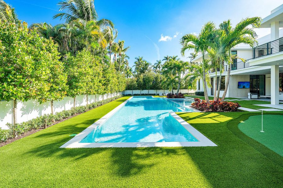 481_Thatch_Palm_Drive_36