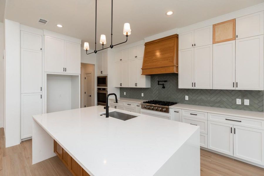 Furnished interior view inside a new home in , Beaumont (Image 5).