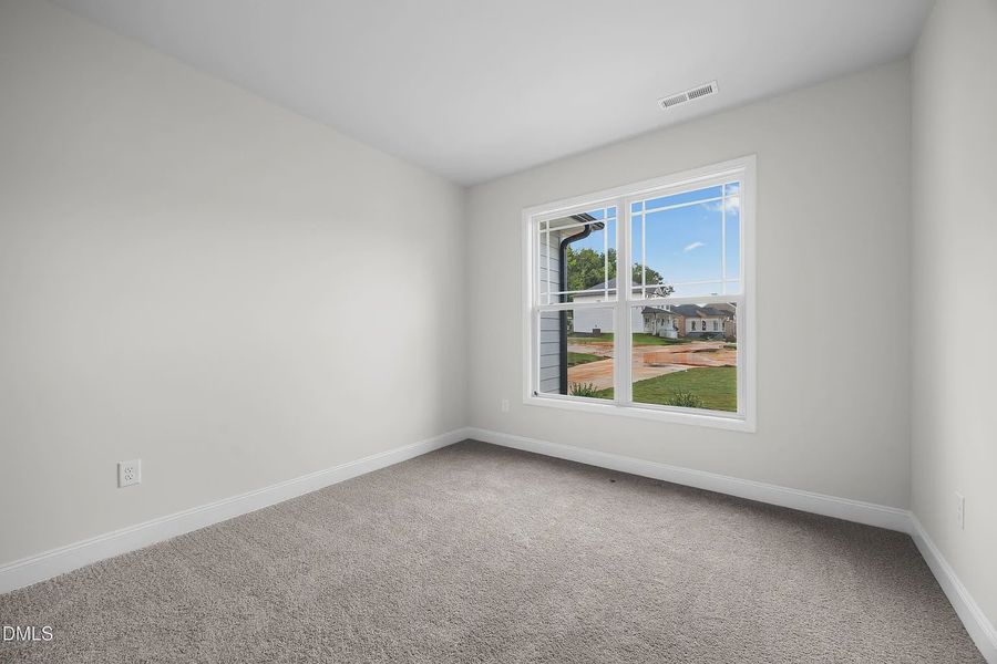 Spacious, unfurnished interior of a new home in Charlotte's Ridge, Middlesex (Image 34).