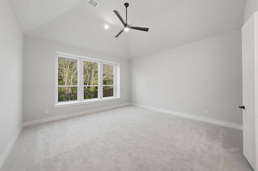 Spacious, unfurnished interior of a new home in Inspiration - Paradise Village, St. Paul (Image 34). Spacious, unfurnished interior of a new home in Inspiration - Paradise Village, St. Paul (Image 34).