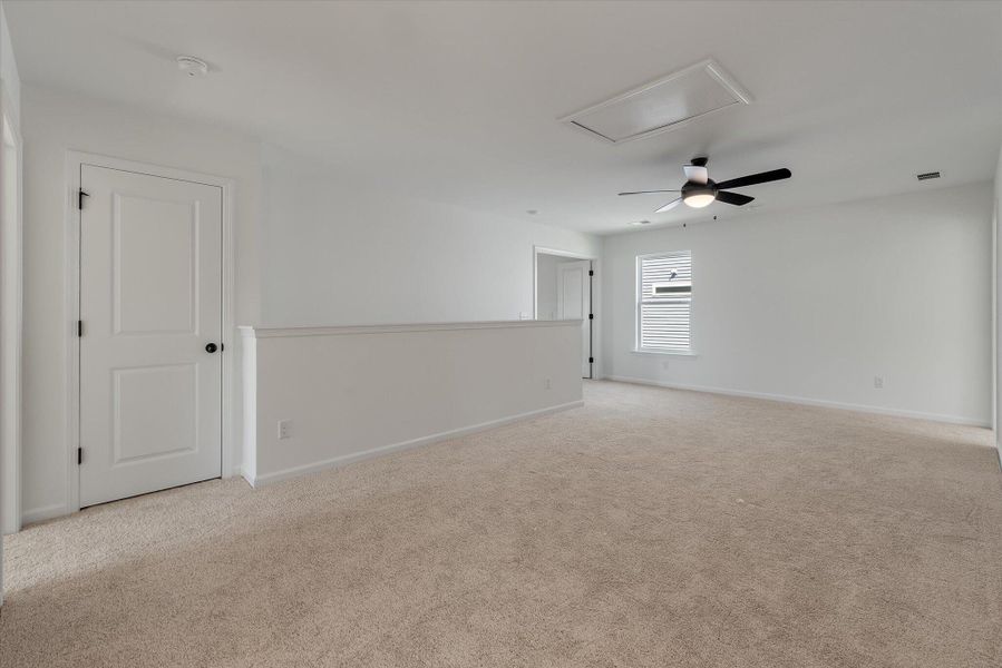 Spacious, unfurnished interior of a new home in Oakley Pointe, Moncks Corner (Image 42).