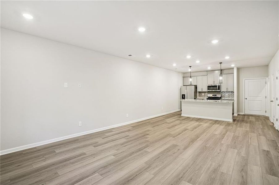 Spacious, unfurnished interior of a new home in , Conyers (Image 31).