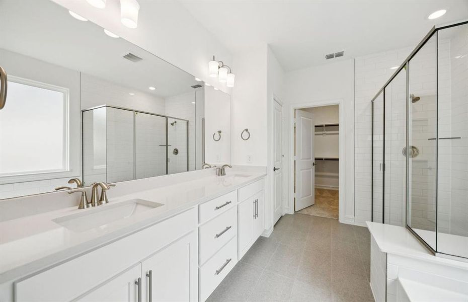Owner's bath with double vanity Owner's bath with double vanity