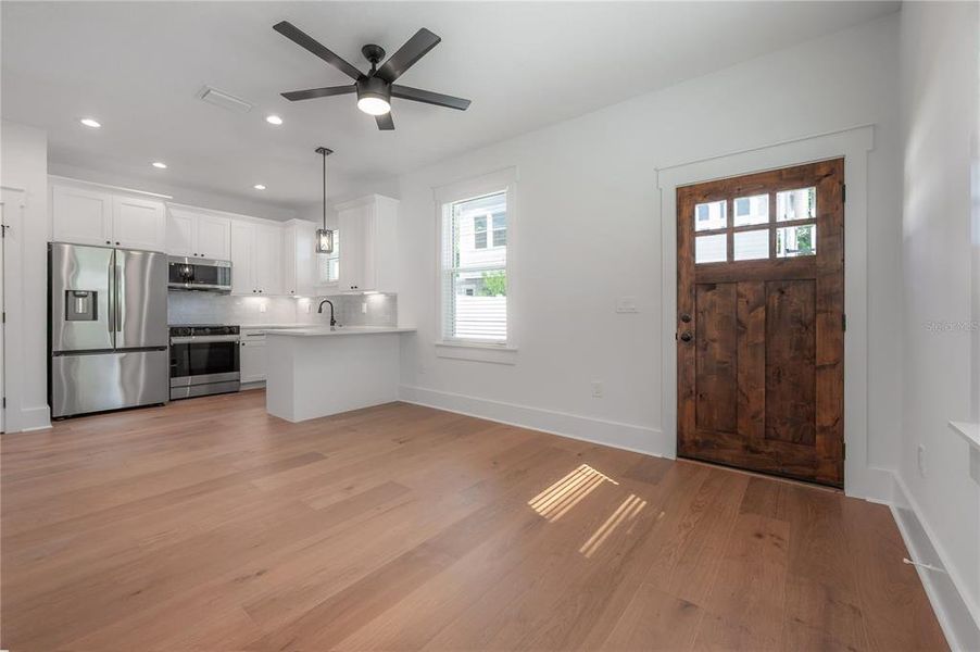 Spacious, unfurnished interior of a new home in , Tampa (Image 22). Spacious, unfurnished interior of a new home in , Tampa (Image 22).