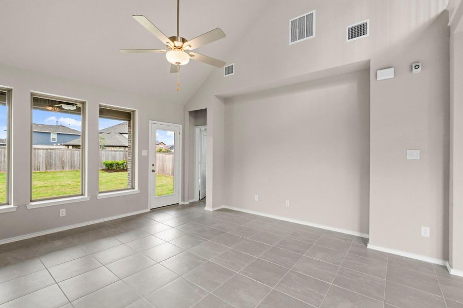 Spacious, unfurnished interior of a new home in Bridgeland, Cypress (Image 15).