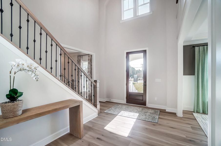 Lexington II - Entry