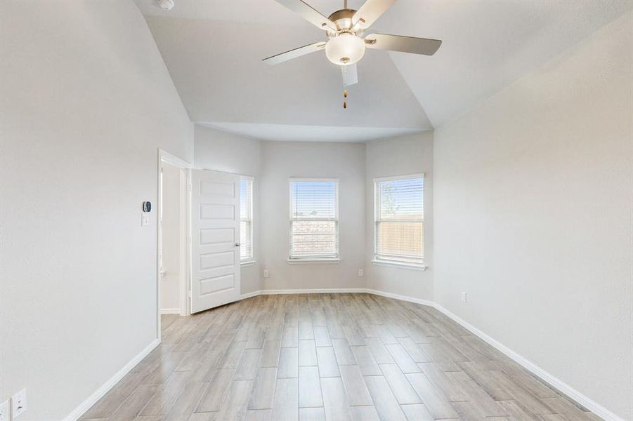 Spacious, unfurnished interior of a new home in Mobberly Farms, Pilot Point (Image 28). Spacious, unfurnished interior of a new home in Mobberly Farms, Pilot Point (Image 28).
