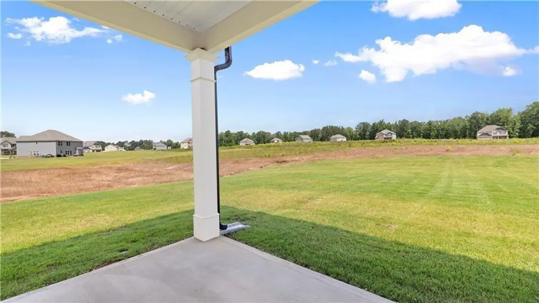 Exterior details and patio area of a home in Fox Crossing, Griffin (Image 2).