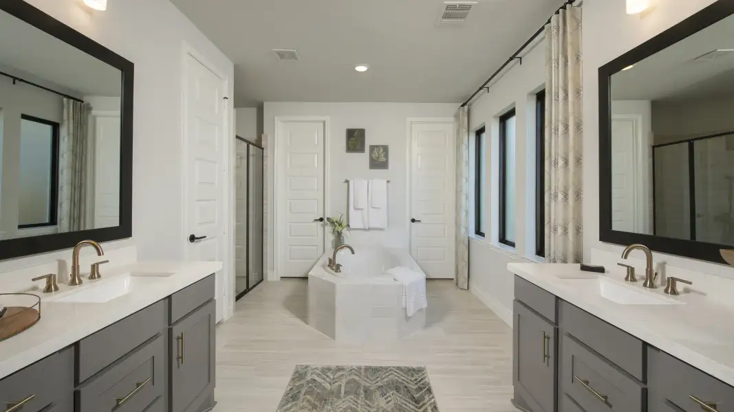 Furnished interior view inside a new home in Sweetgrass, Haslet (Image 25).