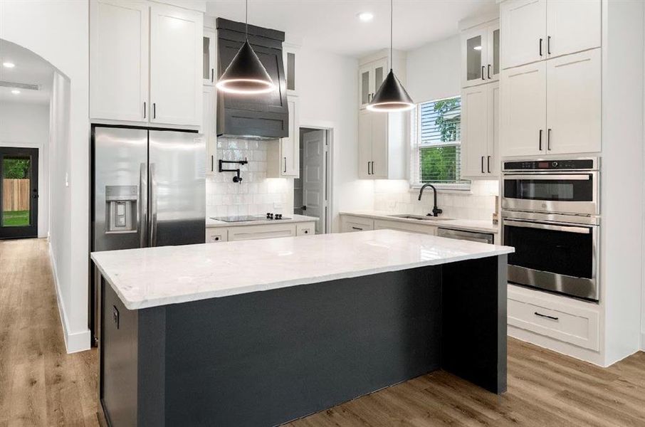 Furnished interior view inside a new home in , Leonard (Image 4).