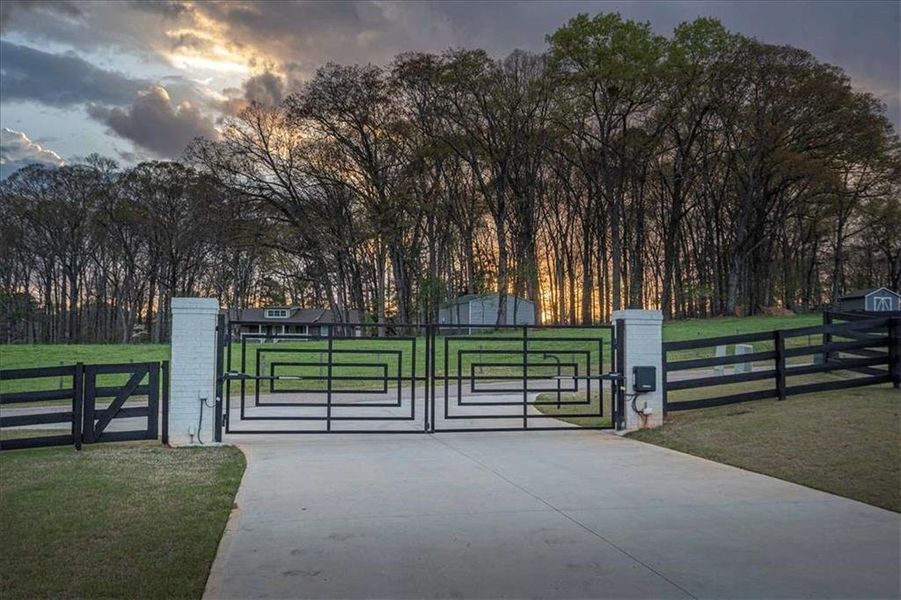 Community amenities in , Hoschton (Image 40).