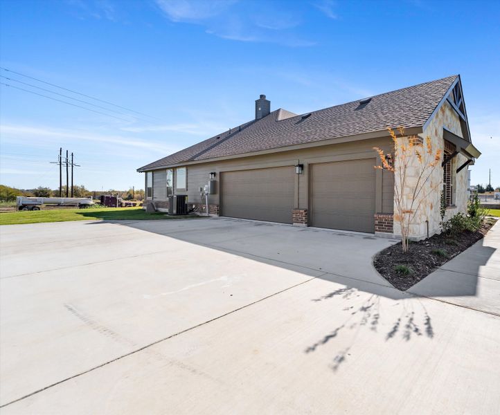 Image 44 of a home in Parker Heights. Image 44 of a home in Parker Heights.