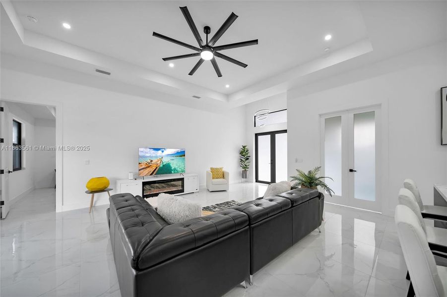 Furnished interior view inside a new home in , Cape Coral (Image 4).