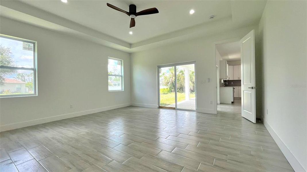 Spacious, unfurnished interior of a new home in , North Port (Image 23).