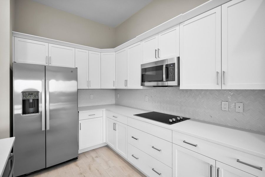 Kitchen | 12471 SW Sunrise Lake Terrace