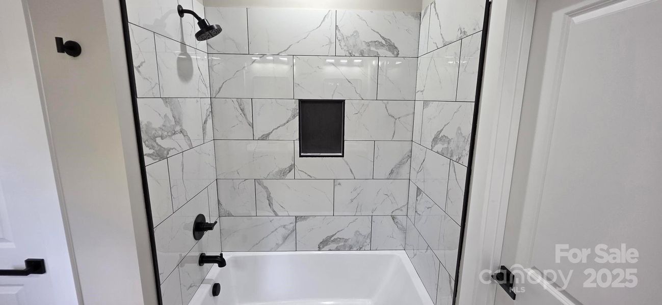 Image 40 of a home in .