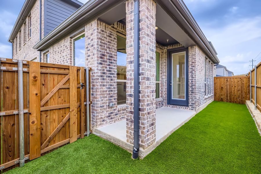 3533 Kings Court - Rear Exterior