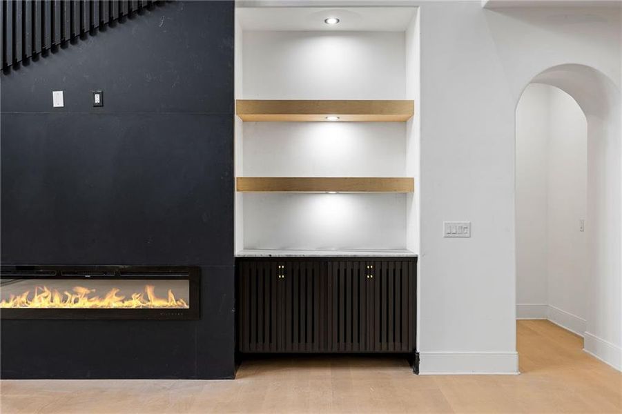 Furnished interior view inside a new home in , Alpharetta (Image 3).