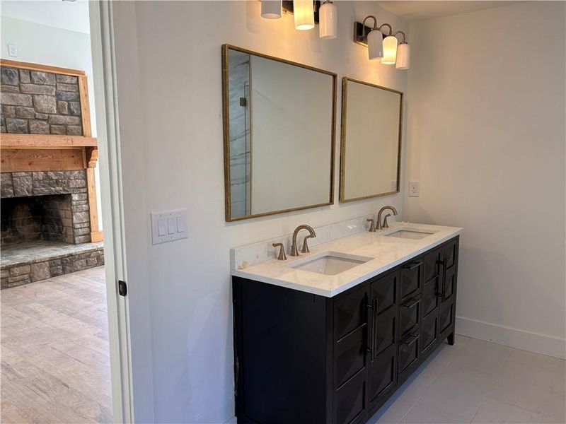 Furnished interior view inside a new home in , Roswell (Image 7).