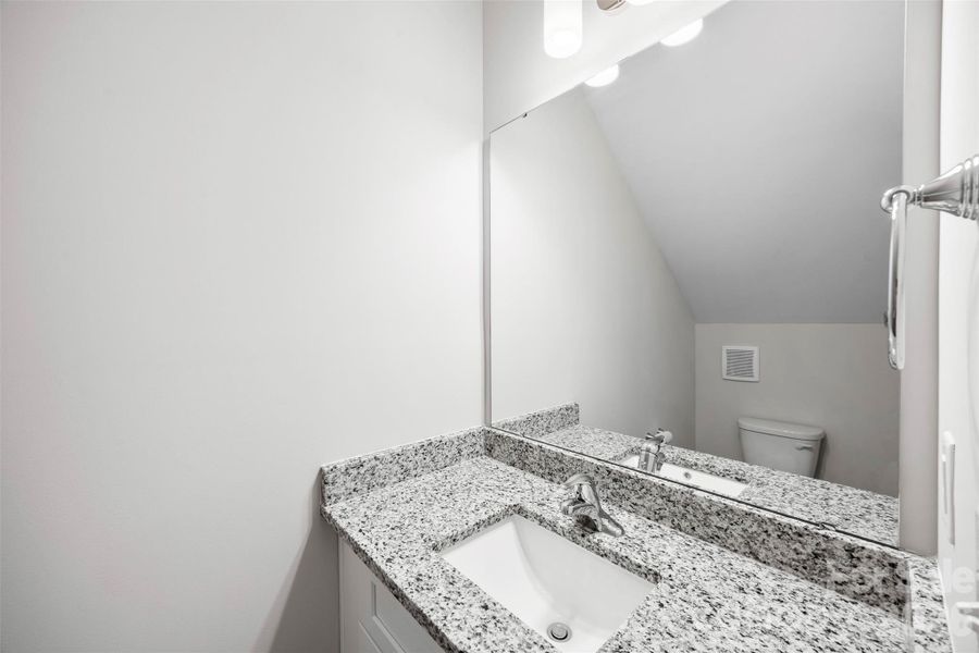 Image 36 of a home in .