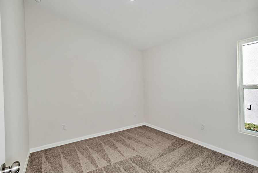 Spacious, unfurnished interior of a new home in Davis Landing, Wimauma (Image 15).