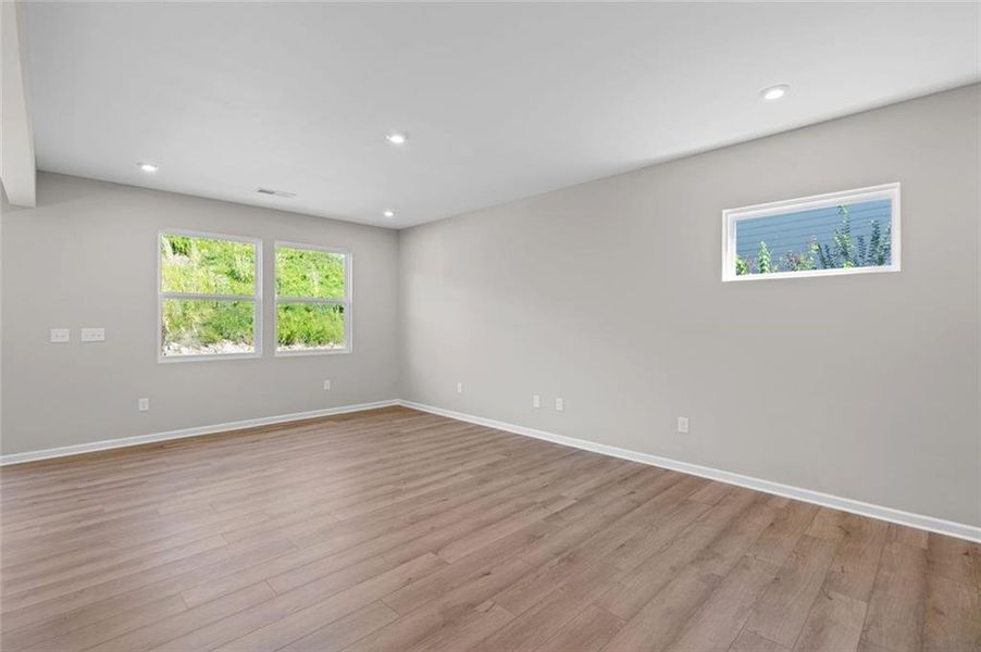 Spacious, unfurnished interior of a new home in Villas at Gold Creek, Dawsonville (Image 15). Spacious, unfurnished interior of a new home in Villas at Gold Creek, Dawsonville (Image 15).