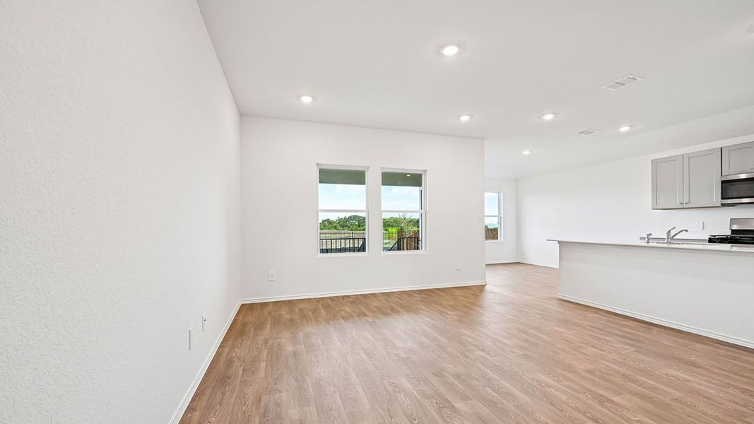 Spacious, unfurnished interior of a new home in Watermill, Uhland (Image 15). Spacious, unfurnished interior of a new home in Watermill, Uhland (Image 15).